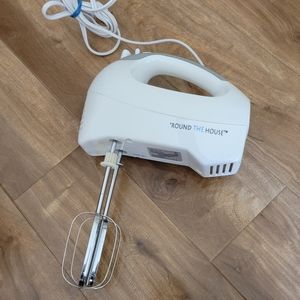 Handmixer  round the house